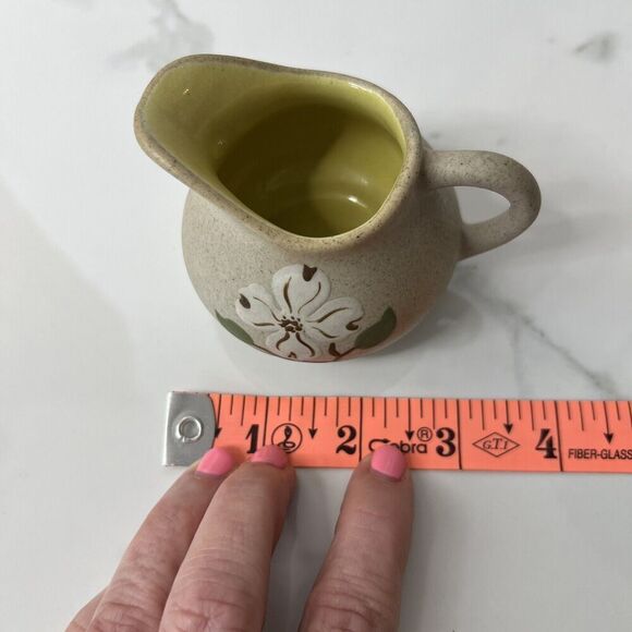 Pigeon Forge Magnolia Miniature Pottery 4 Piece Set - Picture 14 of 15